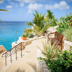 https://lagun-blou-resort.comcaribbean.com